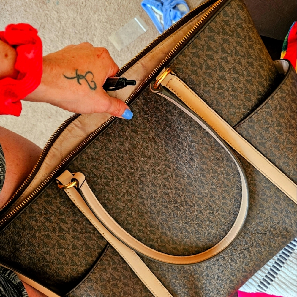 Michael kors  purse